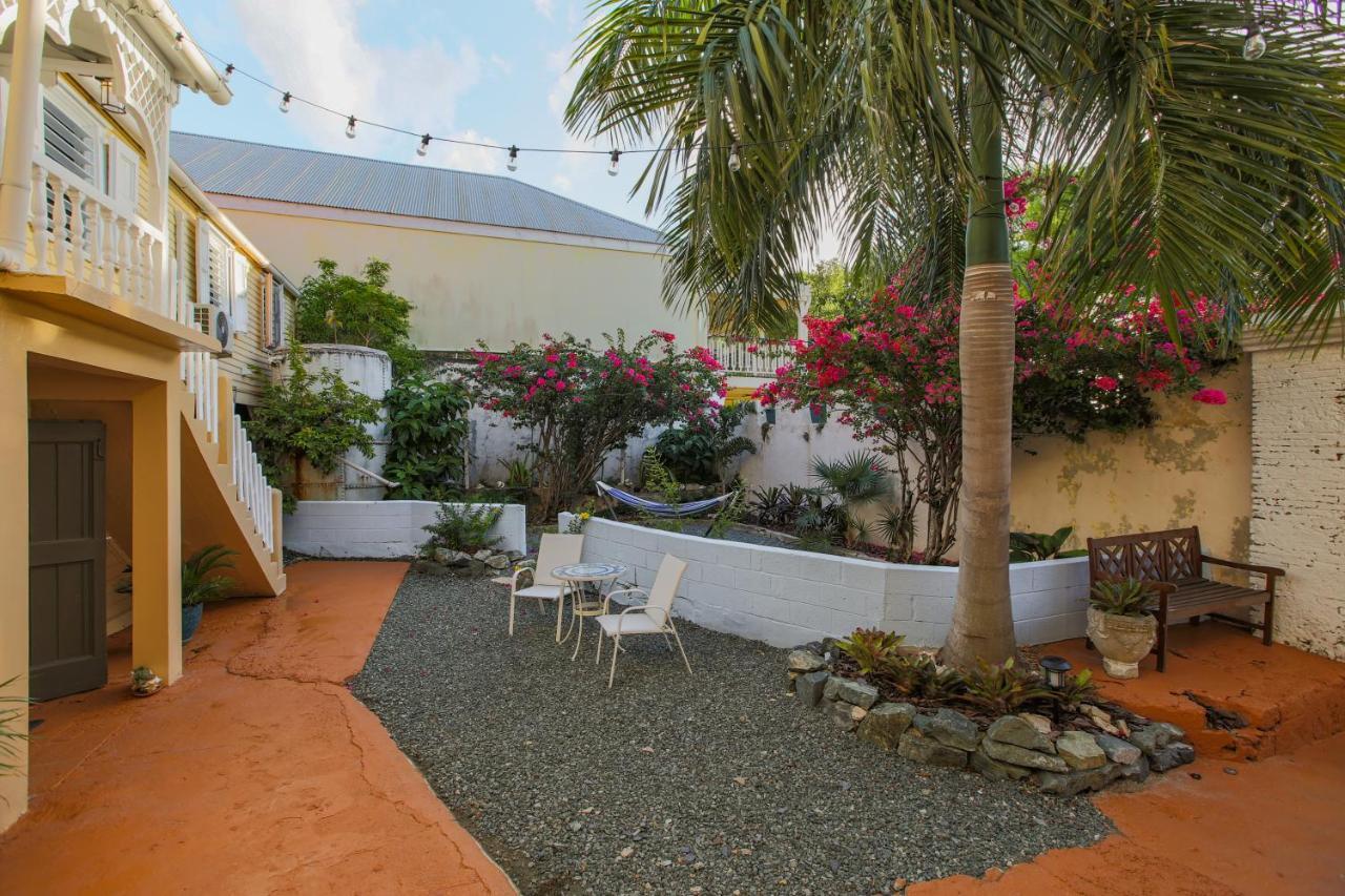 Victoria House Otel Frederiksted Dış mekan fotoğraf