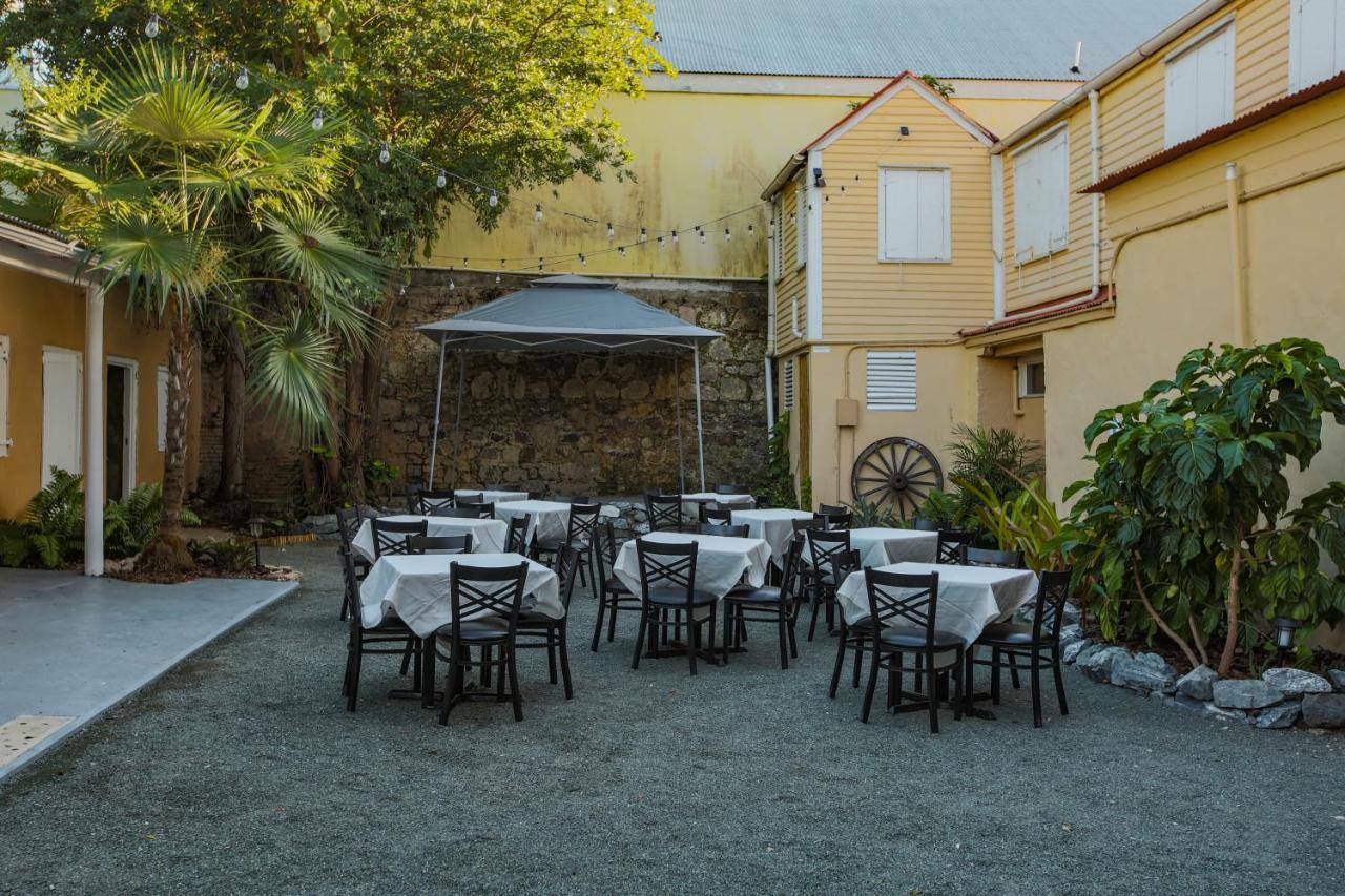 Victoria House Otel Frederiksted Dış mekan fotoğraf
