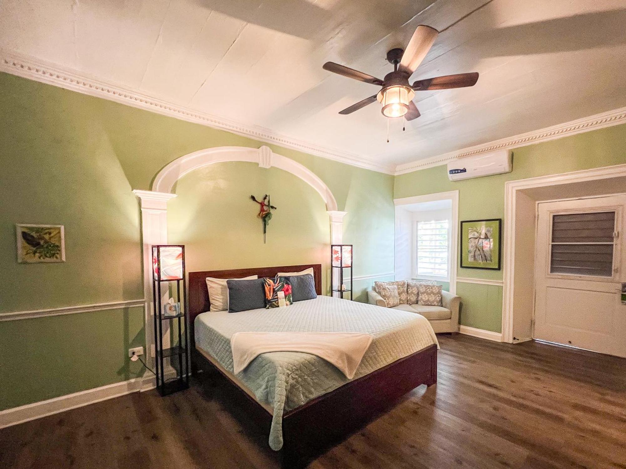 Victoria House Otel Frederiksted Dış mekan fotoğraf