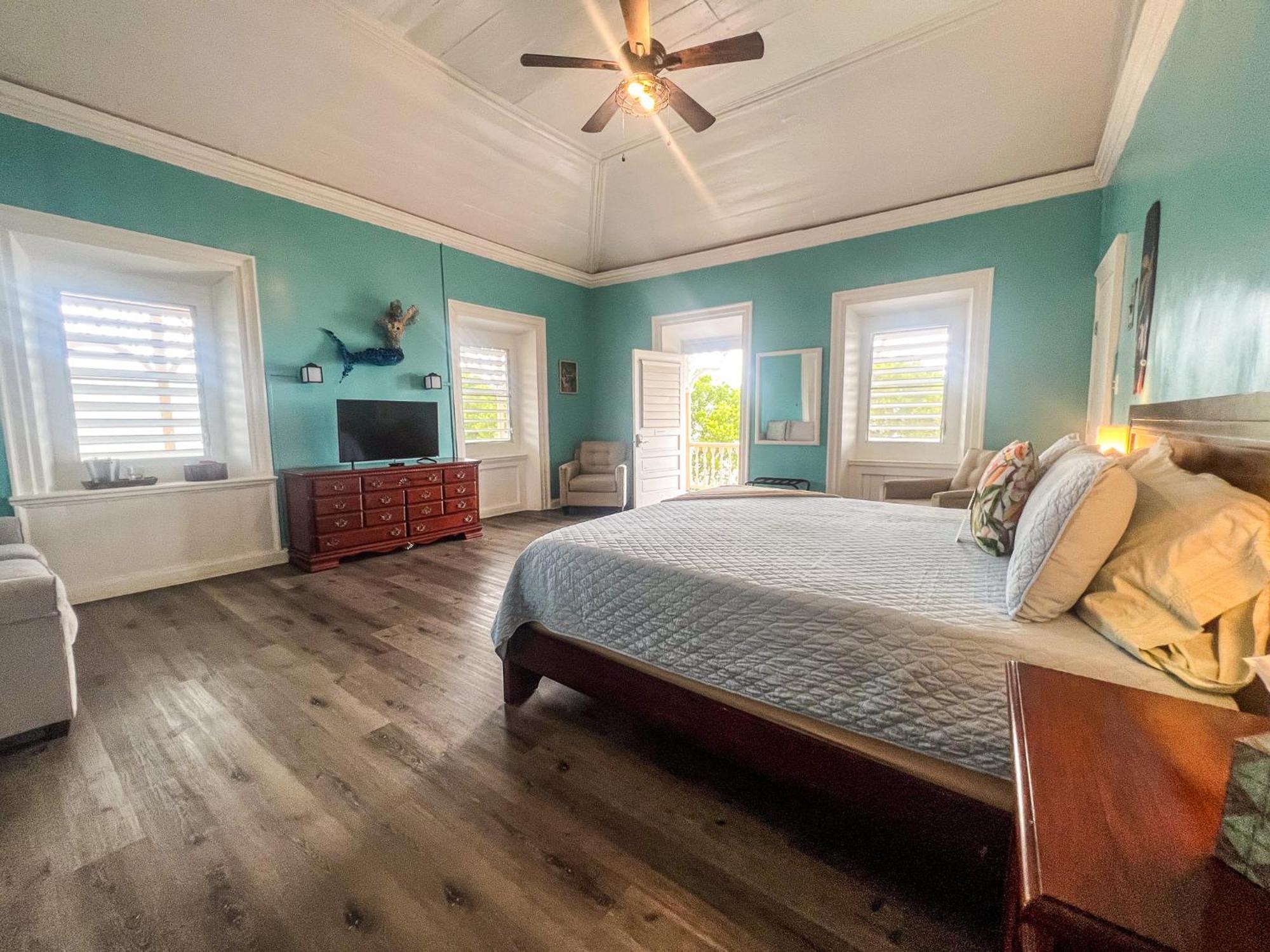 Victoria House Otel Frederiksted Dış mekan fotoğraf